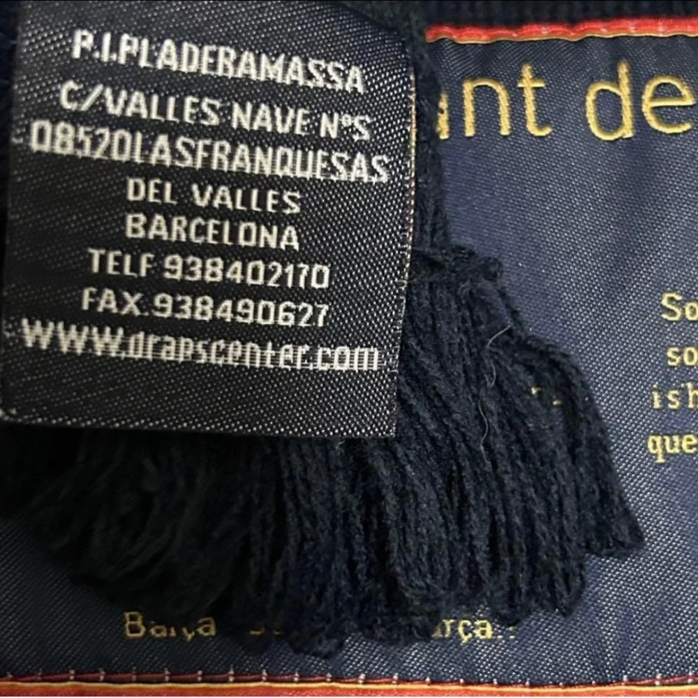 FC Barcelona El Cant del Barca Hat Cap and Navy Striped Fringe Knit Scarf Set